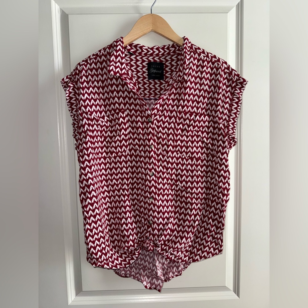 Jachs Girlfriend Red and White Zigzag Button Down Short Sleeve Shirt Size XL